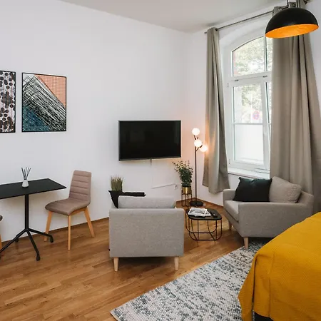 Johannesstr 160c Apartment